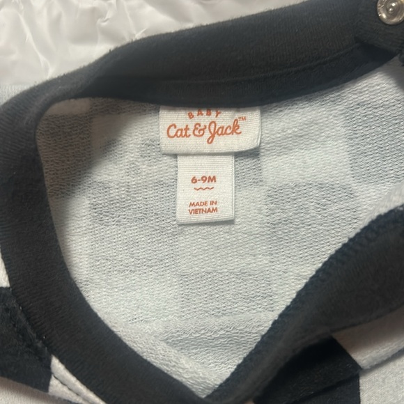 💫NWT Cat&Jack Two Piece with pumpkin and skeleton checkered set - Picture 8 of 8